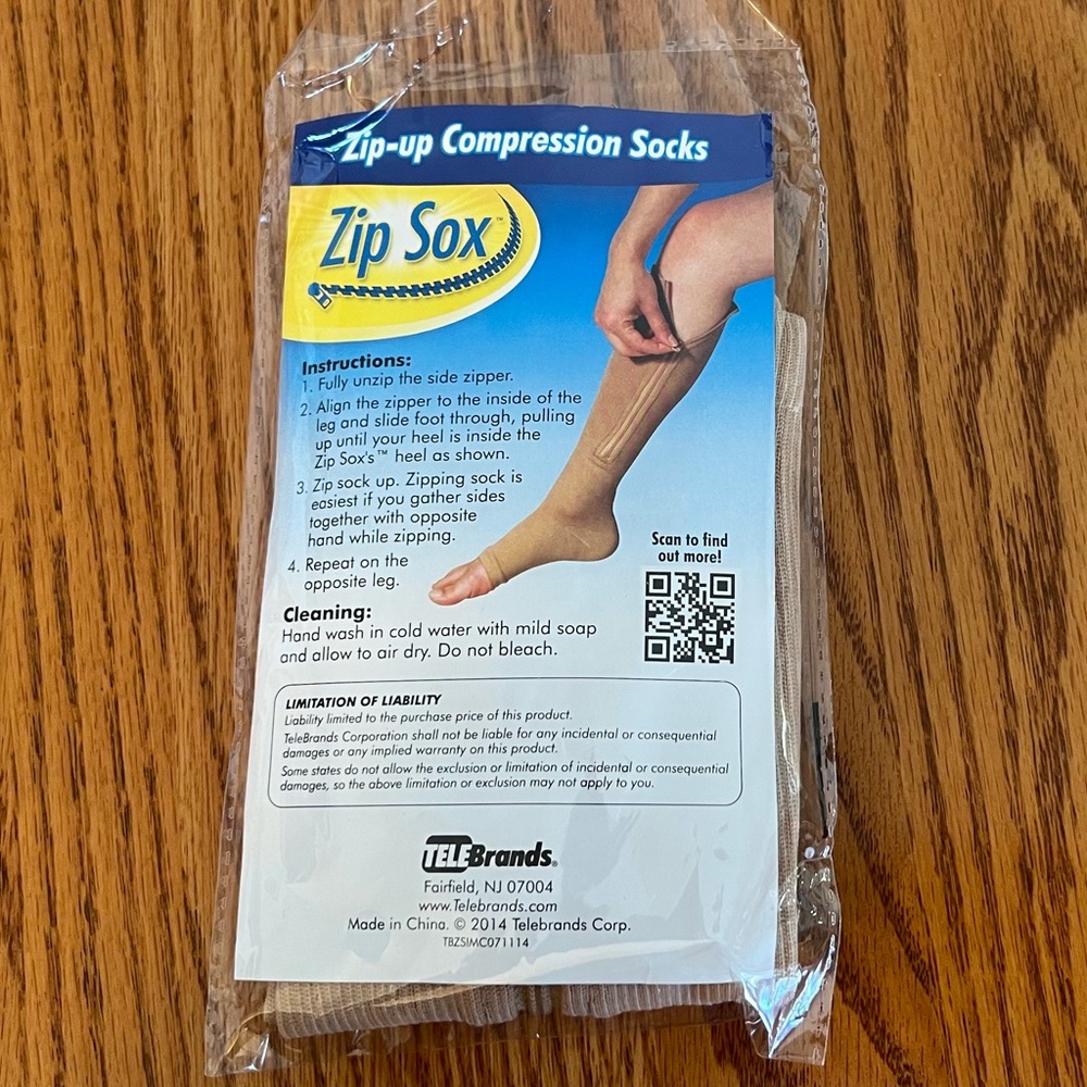 NWT Zip Sox S/M Zip-Up Nude Compression Socks